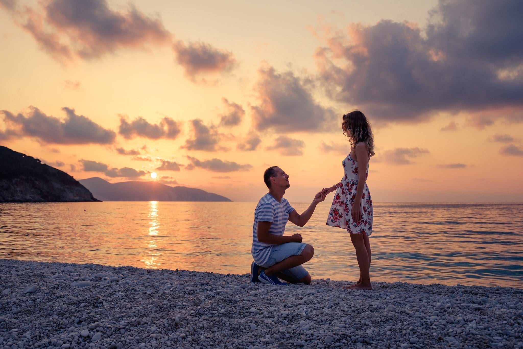 demande en mariage sur la plage